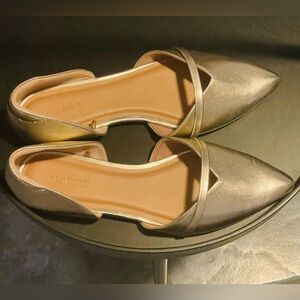 Metallic Flats